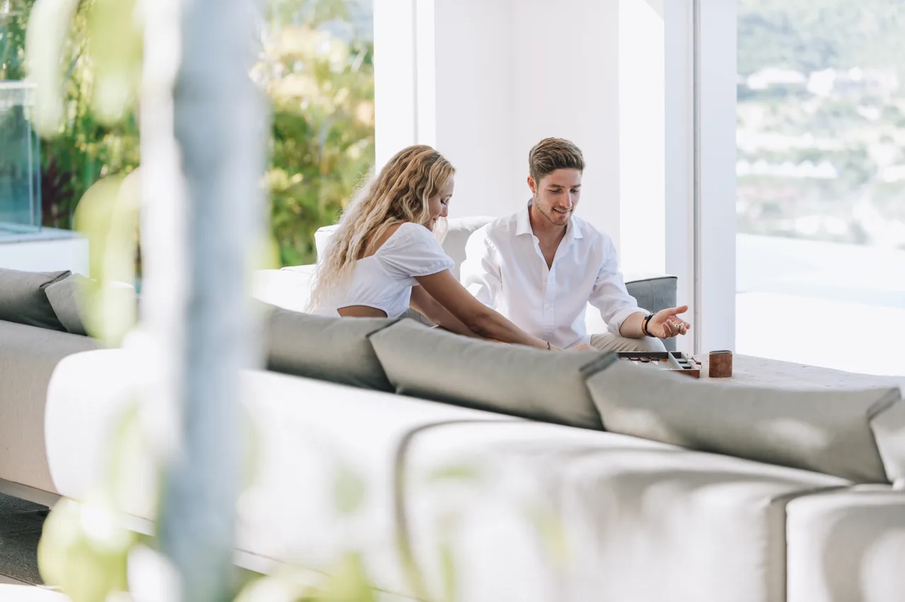 A moment in the lounge